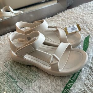 NWT Teva Hurricane Drift Sandals - Birch